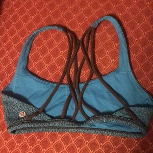 Lulu lemon sports bra